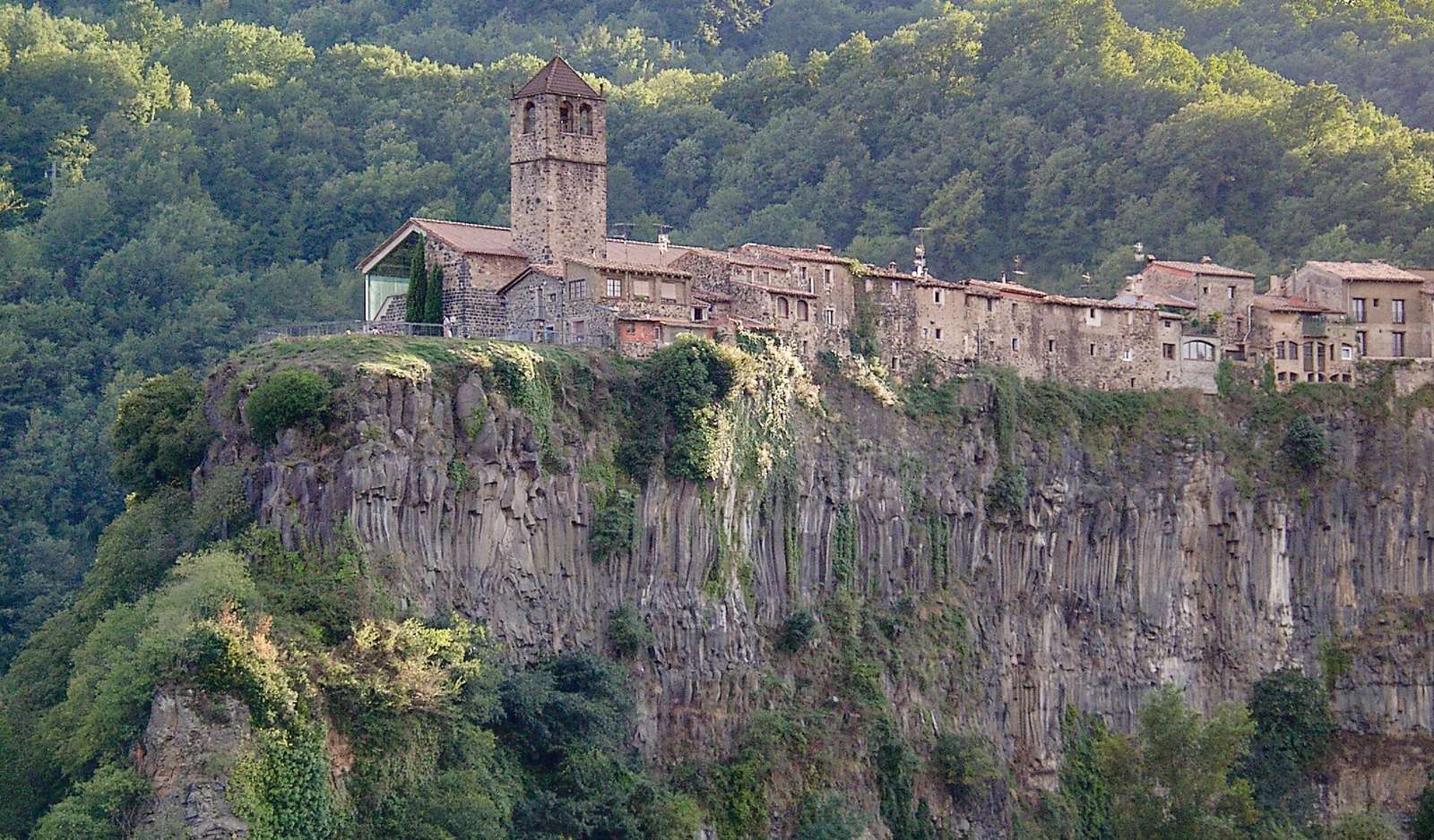 Castellfollit de la Roca, Girona